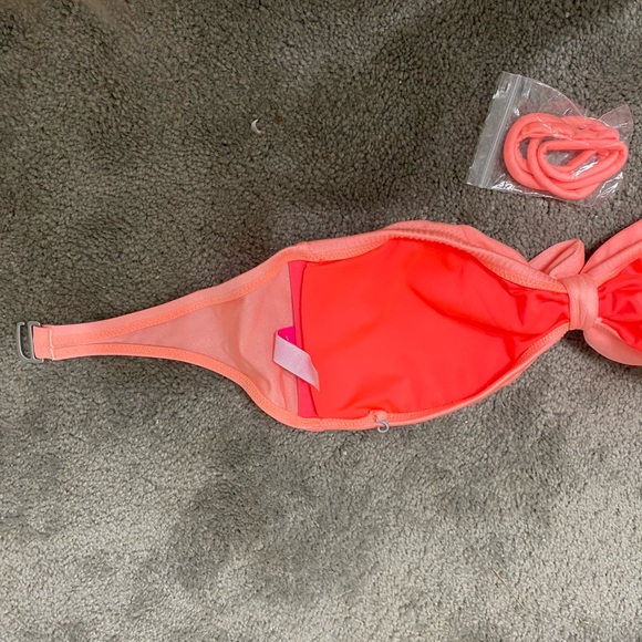 Victoria Secret Swim Bandeau - Picture 7 of 8